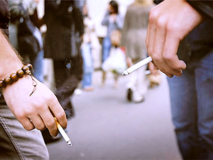 Zakaz palenia w miejscu publicznych - ulica